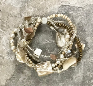 Sea Shell and Pearl Bracelet - 4 Colors